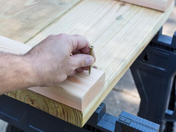 Make a movable trellis planter