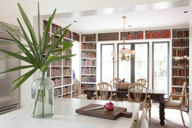 Warm Open Kitchen with Built-in Bookcases Warm Open Kitchen with Built-in Bookcases