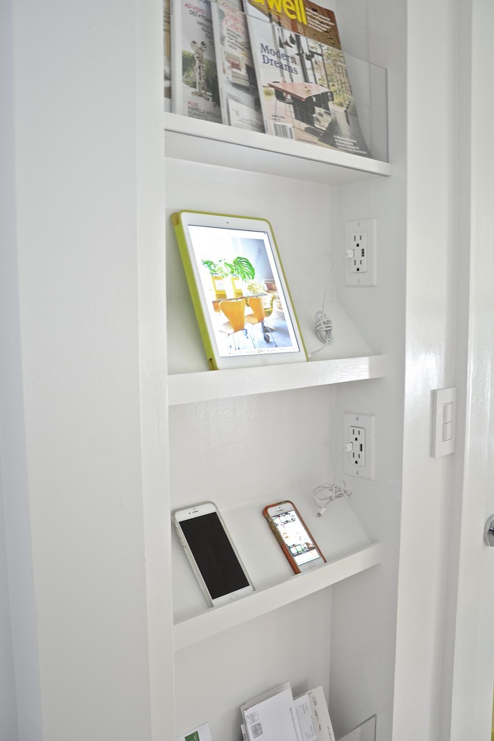 Charging Rack in Mid-Century Modern Apartment Mid-Century Modern Apartment with Charging Rack