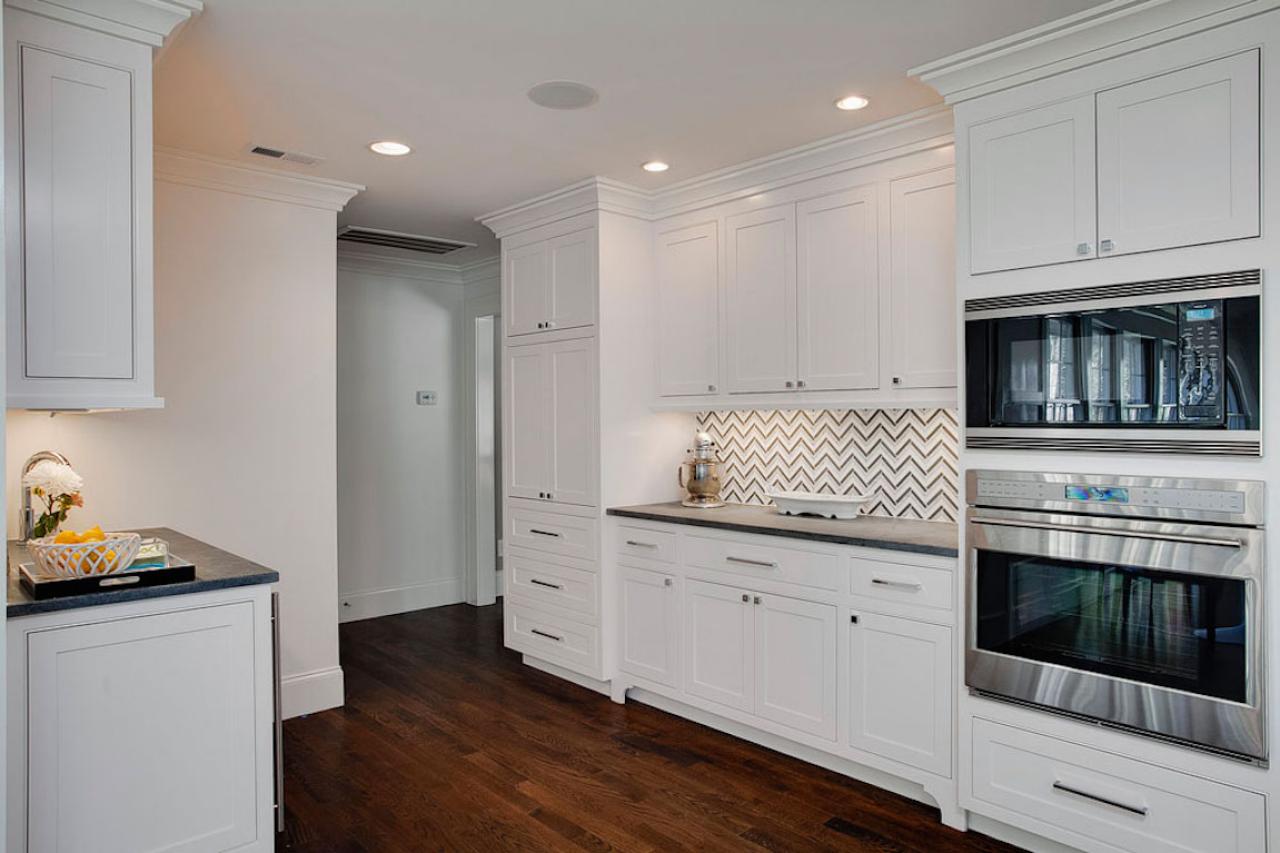 White Kitchen With Chevron Striped Backsplash Hgtv