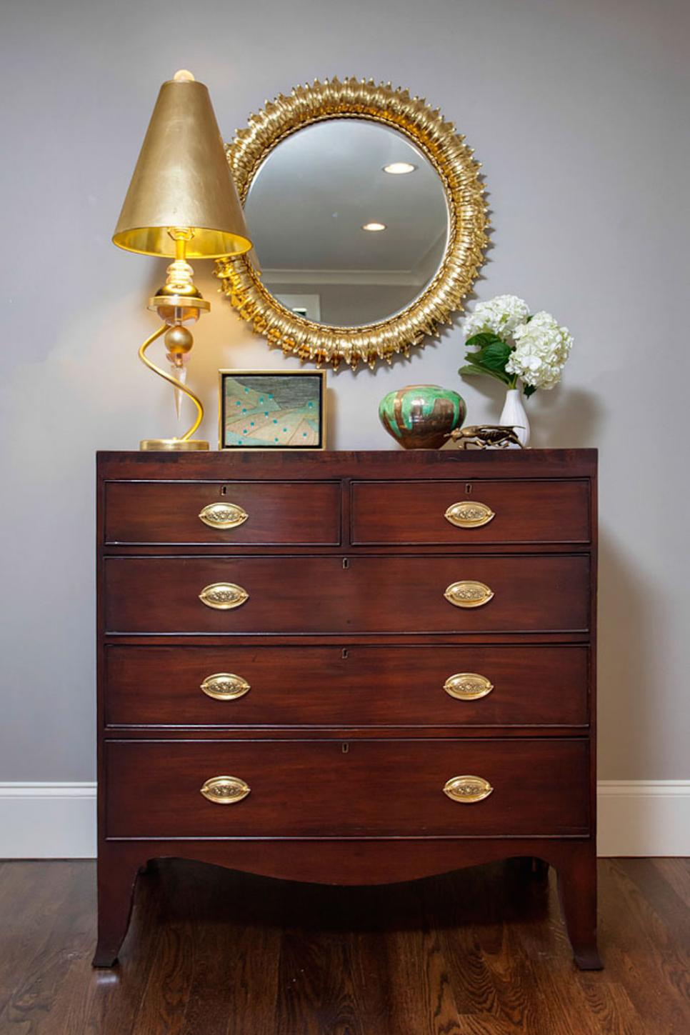 Dresser With Gold Table Lamp Dresser With Gold Lamp