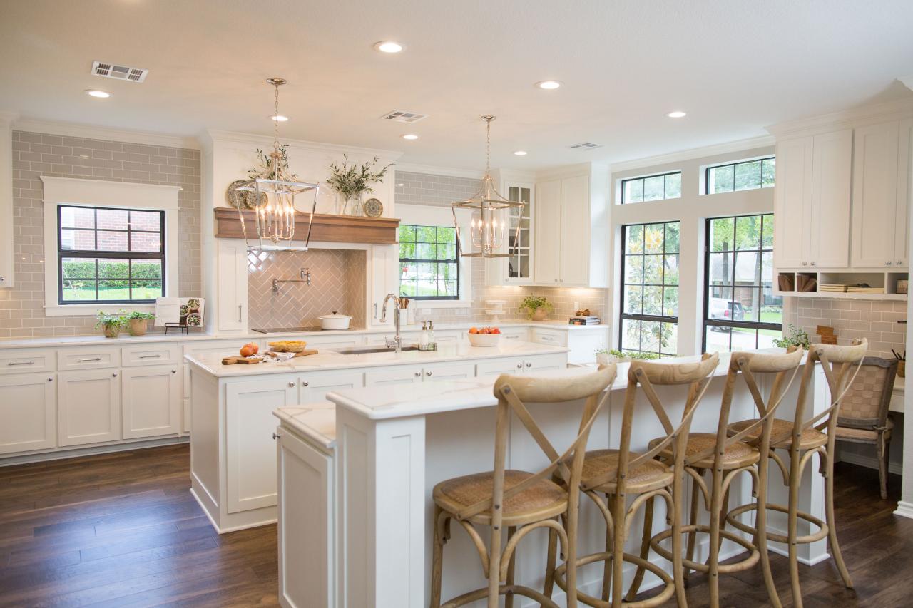 Joanna Gaines | HGTV