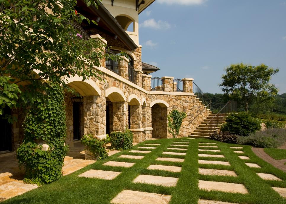  Old World Style Estate With Formal Garden and Reflecting Pool
