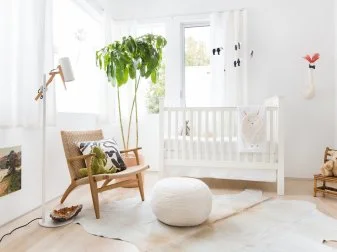 White Nursery With Pouf