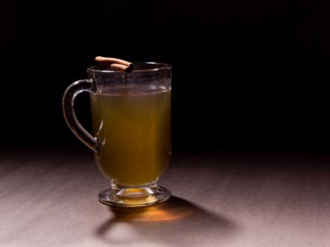 Hot Cocktail: Hollywood-Inspired Toddy