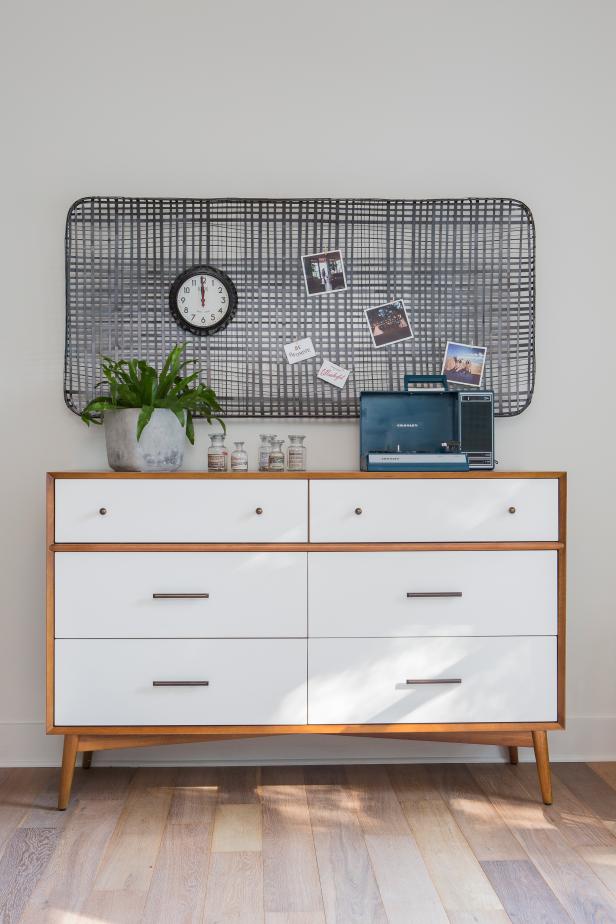 Rustic Neutral Kid's Room with a White Dresser Neutral Kid's Room with a White Dresser