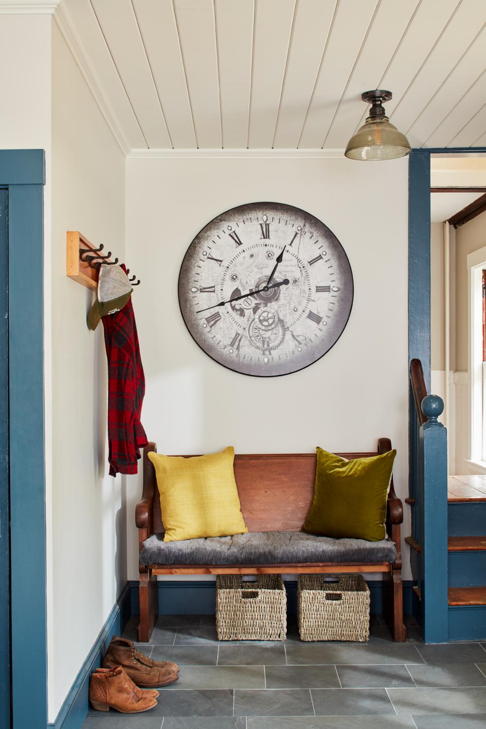 Welcoming Mudroom With Cozy Bench Cottage Entryway With Bench