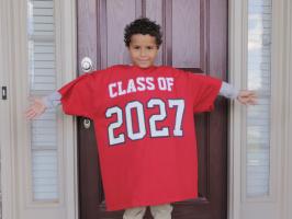 A First-Day-of-School Photo Idea You Can Use Until Your Child Graduates
