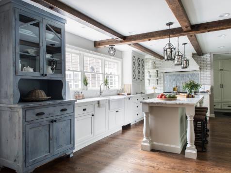 Cottage-Style Kitchen Cabinets