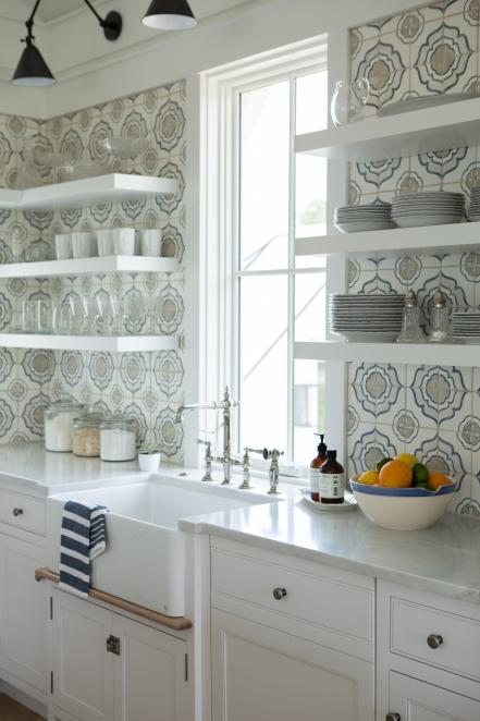 Adds Farmhouse Charm