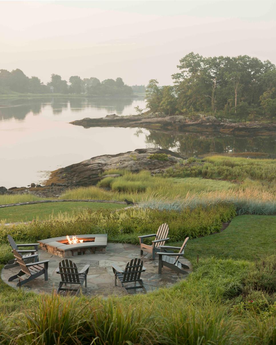 Stone Round Patio With Water View Round Patio With Water View