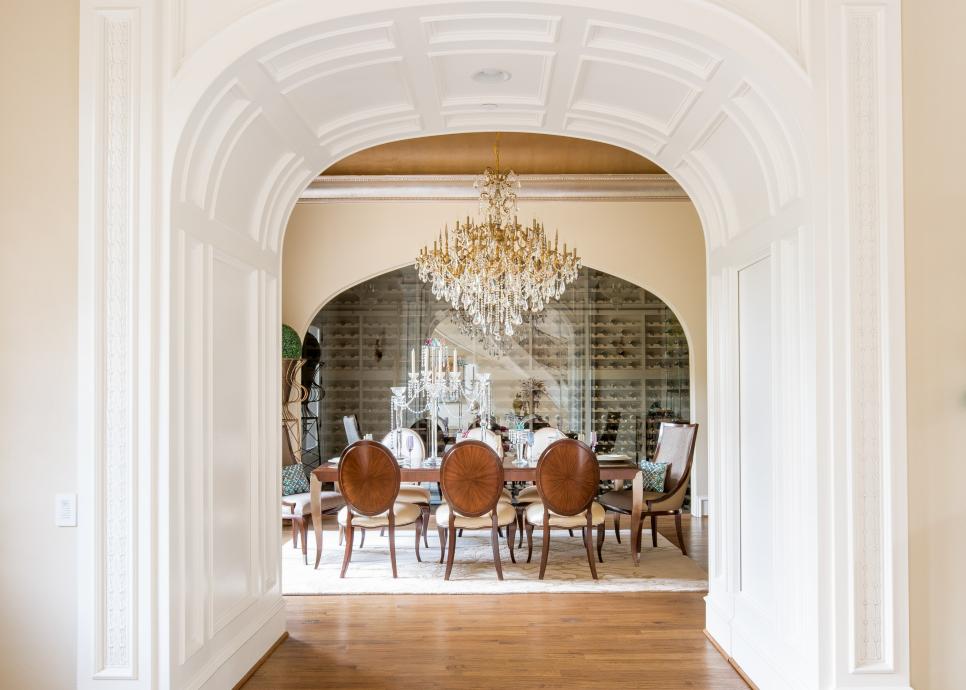 Dining Room With Barrel Vault Doorway Dining Room With Arched Doorway