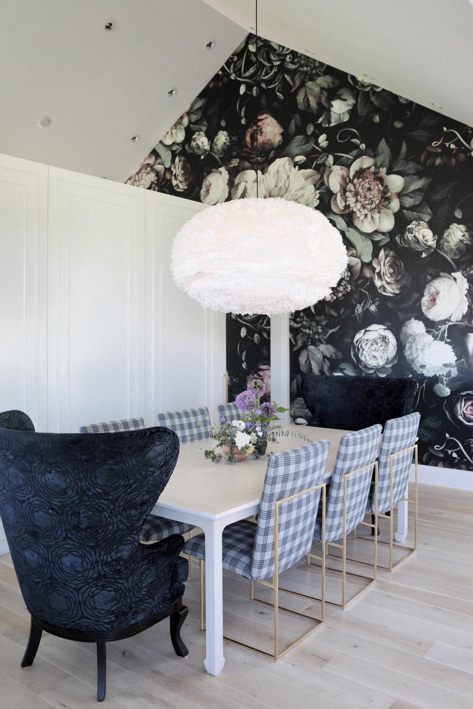 Shabby Chic Dining Room With Rose Wallpaper Shabby Chic Dining Room