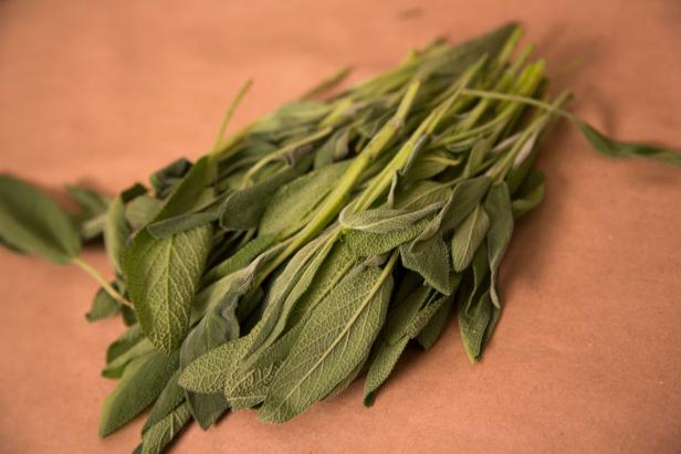 DIY Floral & Herb Incense: Prep Stems Prep Stems