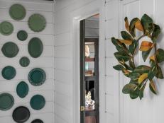 With so many lifelike options available these days, it's nearly impossible to tell the difference between live evergreen garlands and wreaths such as magnolia, boxwood and pine, and their faux counterparts. 