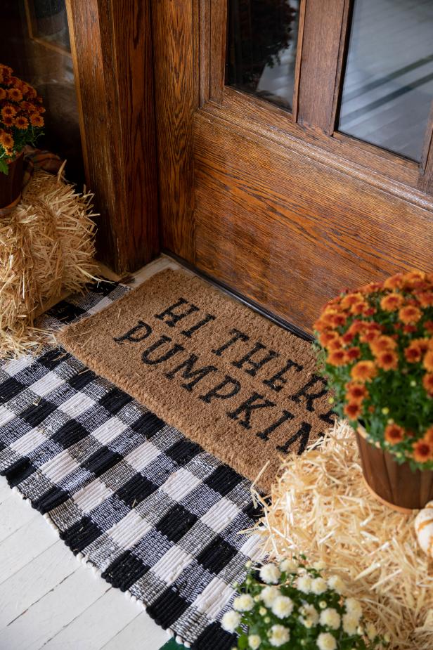 Layered Rugs on a Fall Front Porch