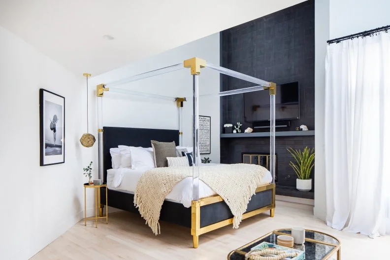 Breegan describes her style as “Approachable Modern Luxury.” It’s the perfect design style for creating gorgeous, inspiring spaces. Something she has achieved in her three-thousand square foot, four-bedroom single family home. In just two years she’s filled every inch with her signature style, beginning with the bedroom. Inspired by Ibiza, the classic black and white palette is combined with sculptural lines in the furniture and global accents, creating a luxurious space that is both glamorous and inviting.