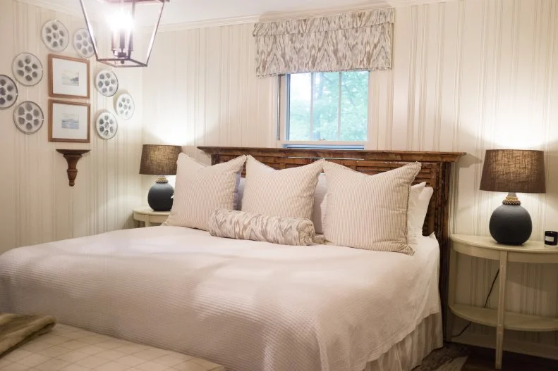 White Country Bedroom With Plates