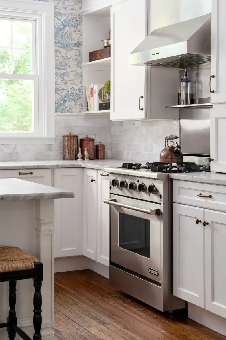 Cottage Kitchen With Toile Wallpaper