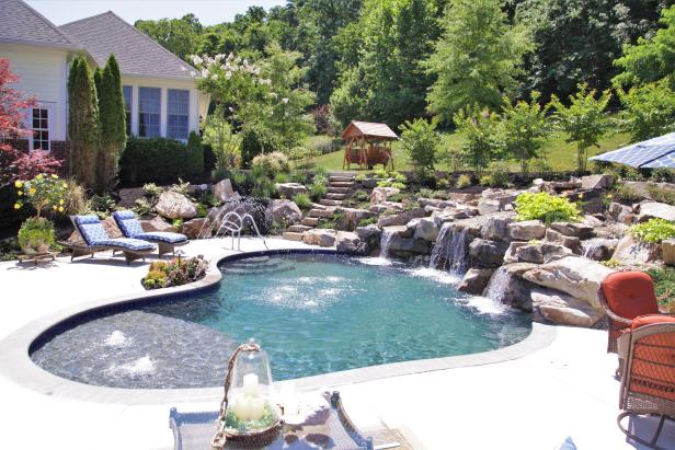 Pool Kings Create Backyard Oasis