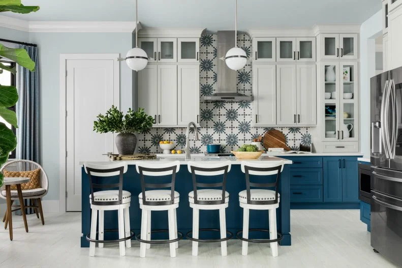 Bold and Modern Kitchen