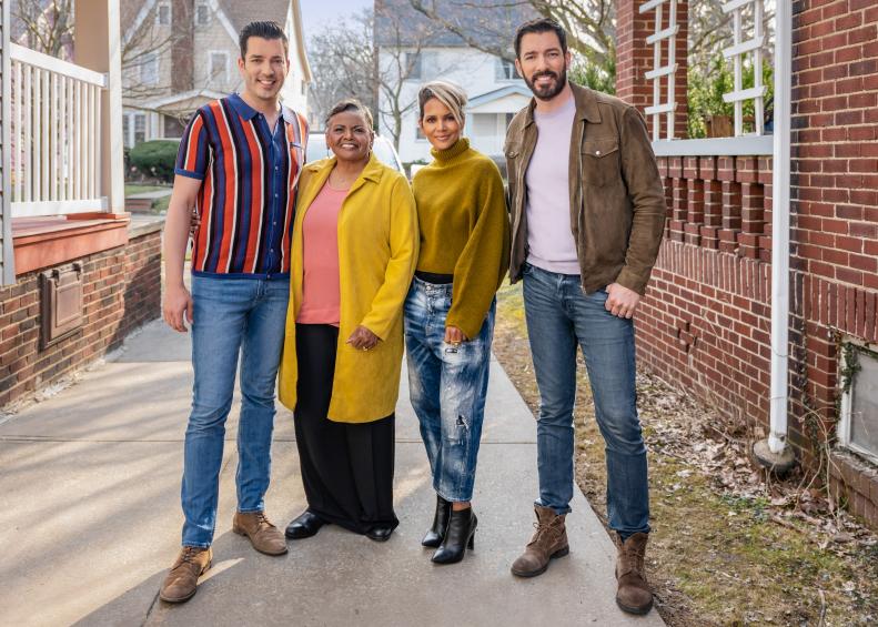 Halle Berry with Drew and Jonathan Scott reveal the fully renovated home to her fifth grade teacher Yvonne Sims, as seen on Celebrity IOU.