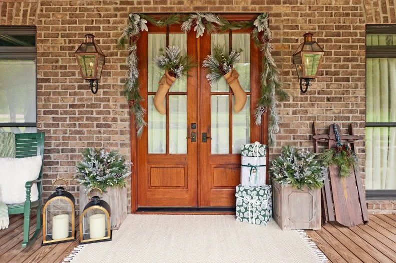 Cozy Christmas Front Porch