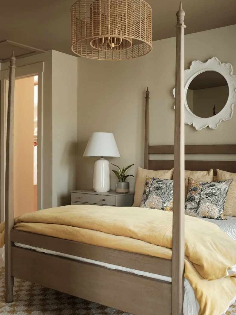 Soothing Yellow Tones