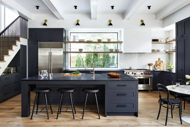 Black and White Kitchen