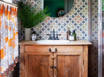 Multicolored Eclectic Bathroom With Diamond Pattern