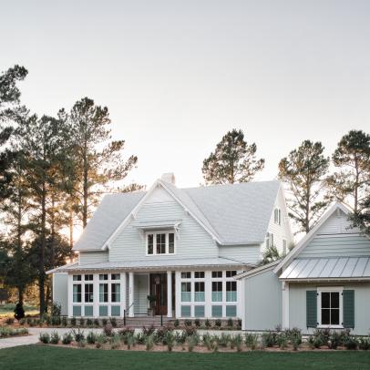 Clean and Classic Front Entry