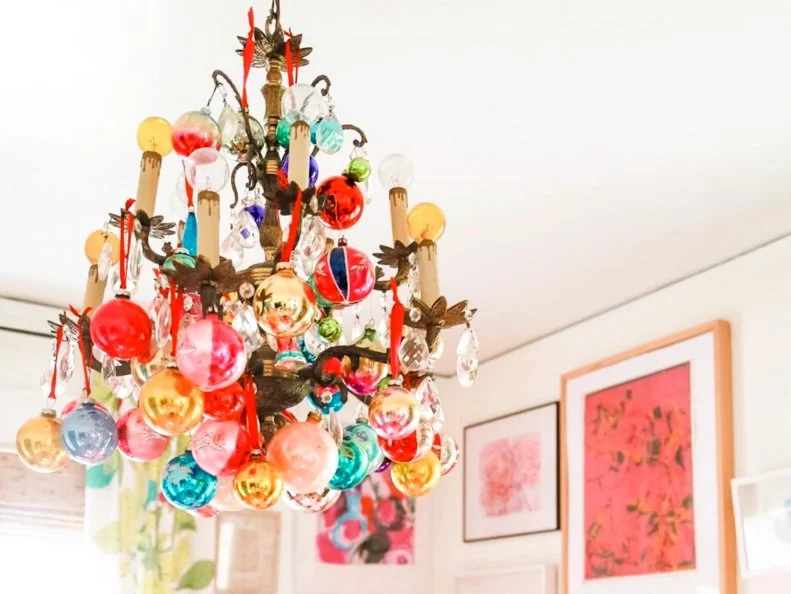 Colorful Dining Room With Ornaments on the Chandelier