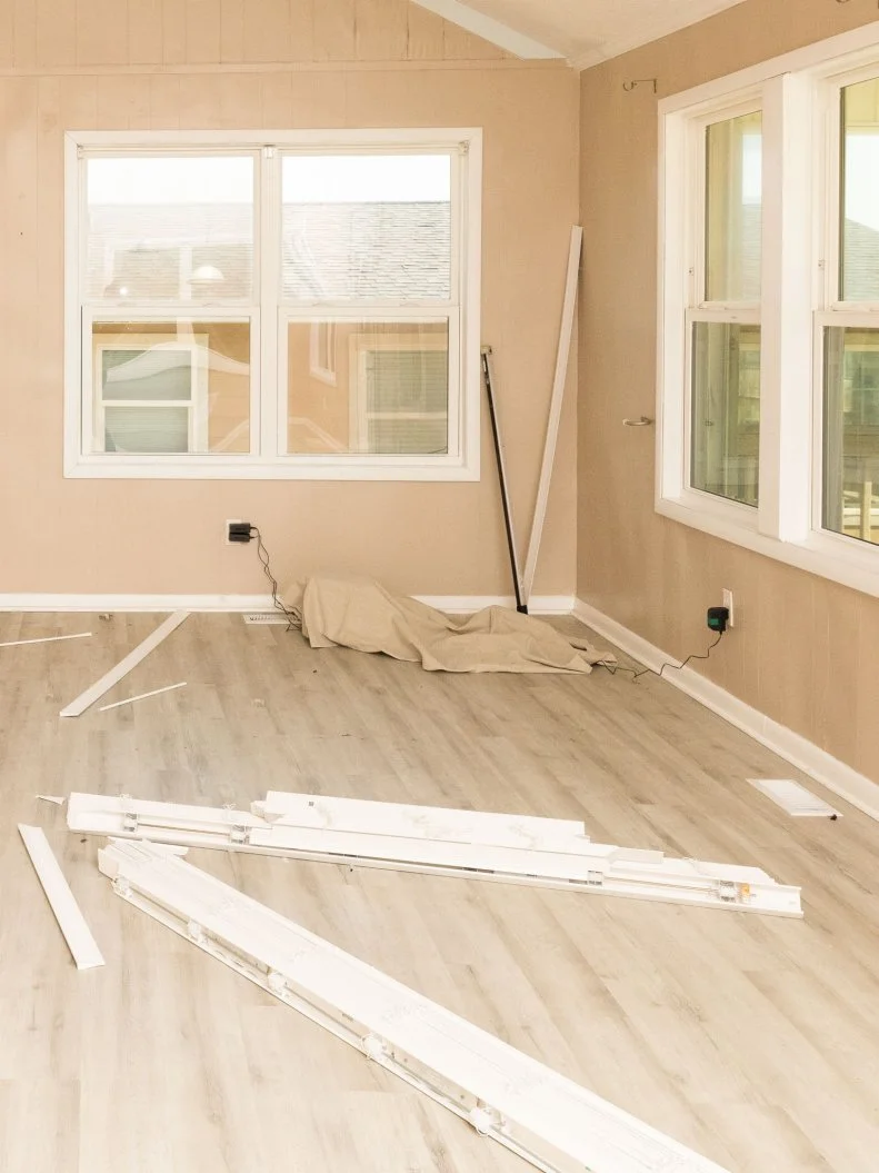 Before photo of team Alison Victoria’s living room that will be renovated in the new kitchen, as seen on Battle on the Beach, Season 4.