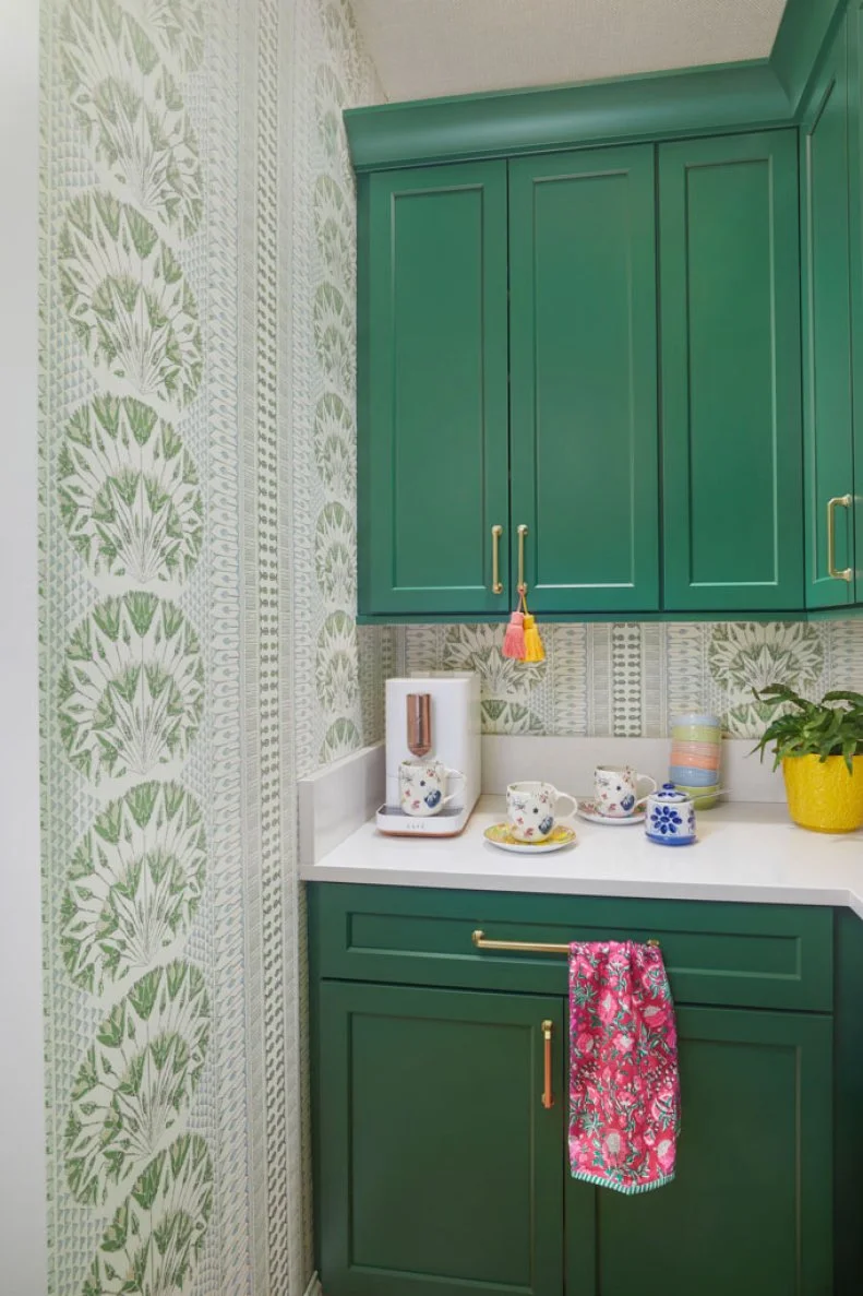 Green Kitchen Cabinets