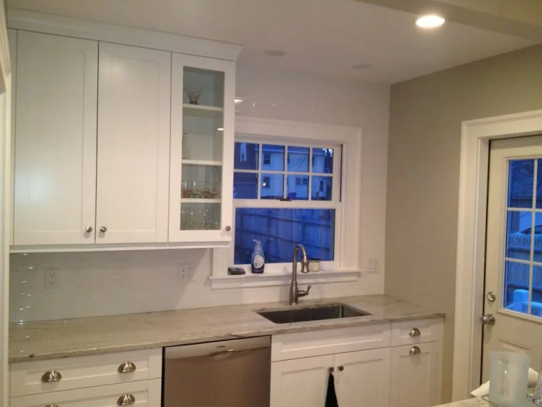 Before: Kitchen in Need of Style Overhaul