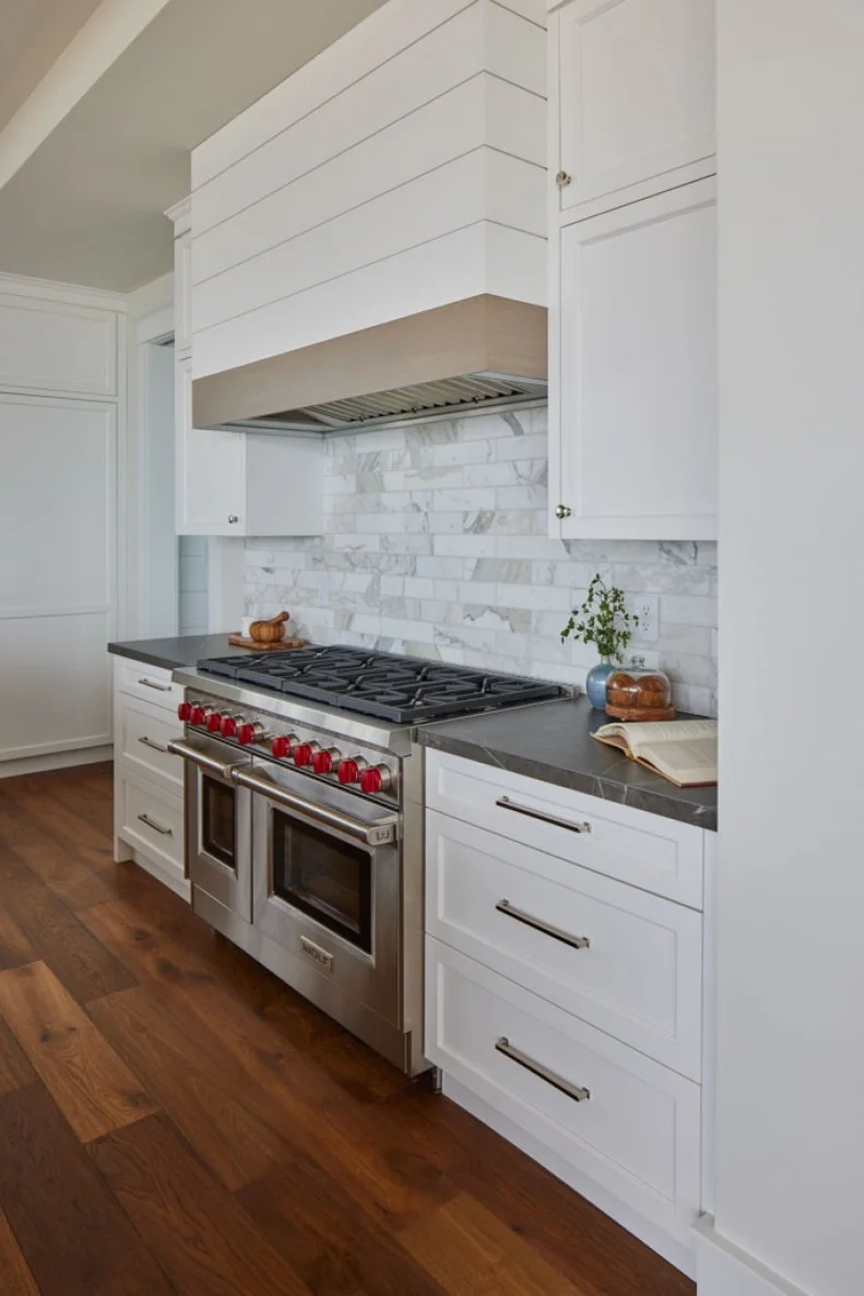 White Coastal Kitchen