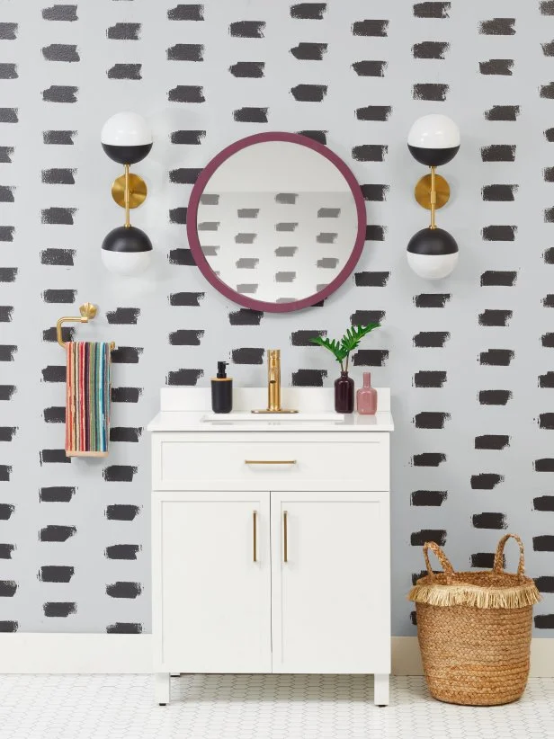 Black and White Bathroom With Brushstroke Pattern on the Walls