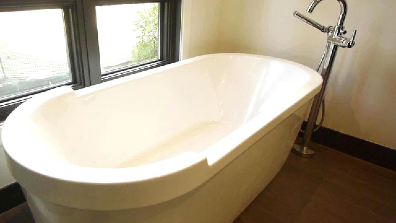 HGTV Dream Home Master Bath