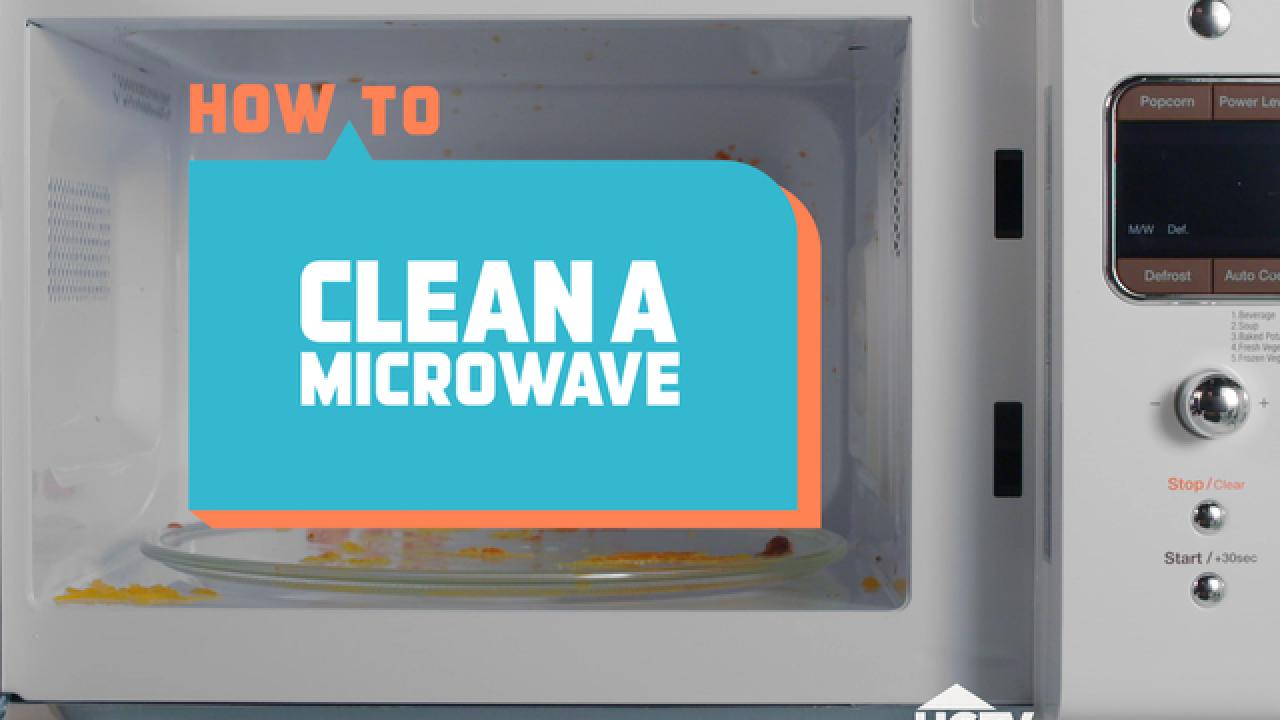 How to Clean a Microwave With Vinegar