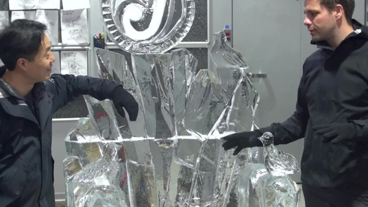 Sculpting an Ice Throne