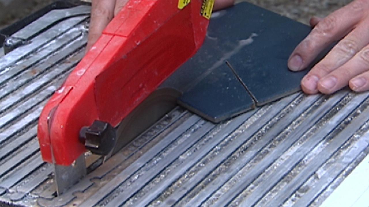 How to Cut Tile Using a Wet Saw