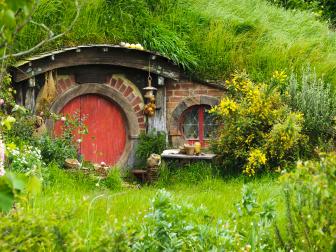 Hobbit Hole: The Hobbiton Movie Set in Matamata, New Zealand