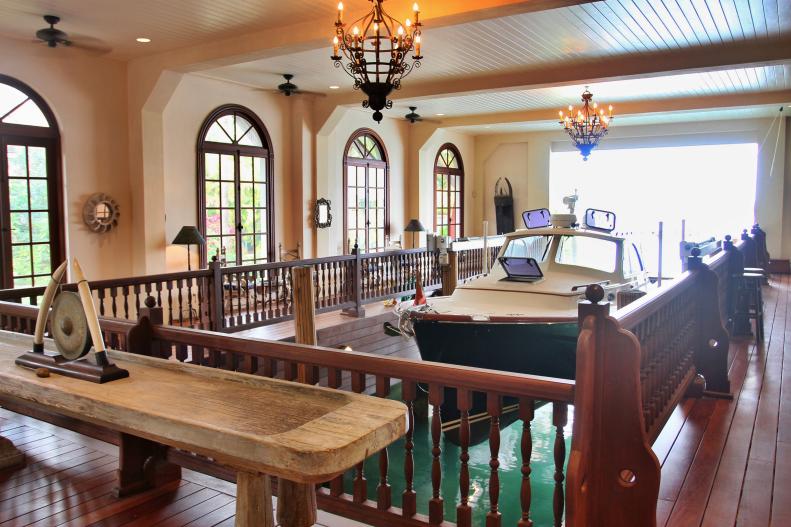 Bahamas Boat House: Living Room or Boat Slip?
