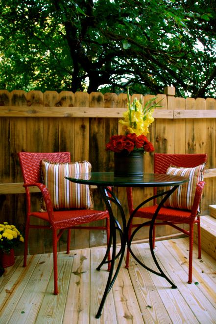 Outdoor Areas: Refresh Your Deck