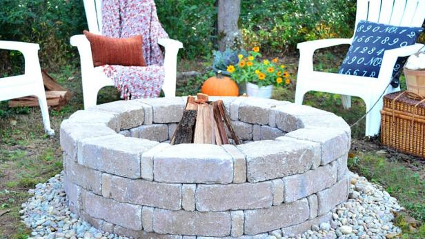 <center>How to Build a Fire Pit in an Afternoon