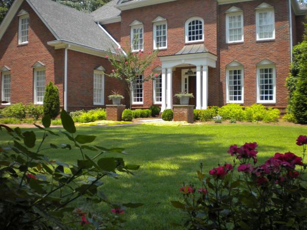 Landscape ideas for colonial style house