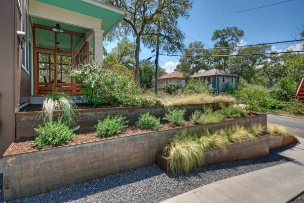 How to Design a Front Garden of a Terraced House: Expert Tips