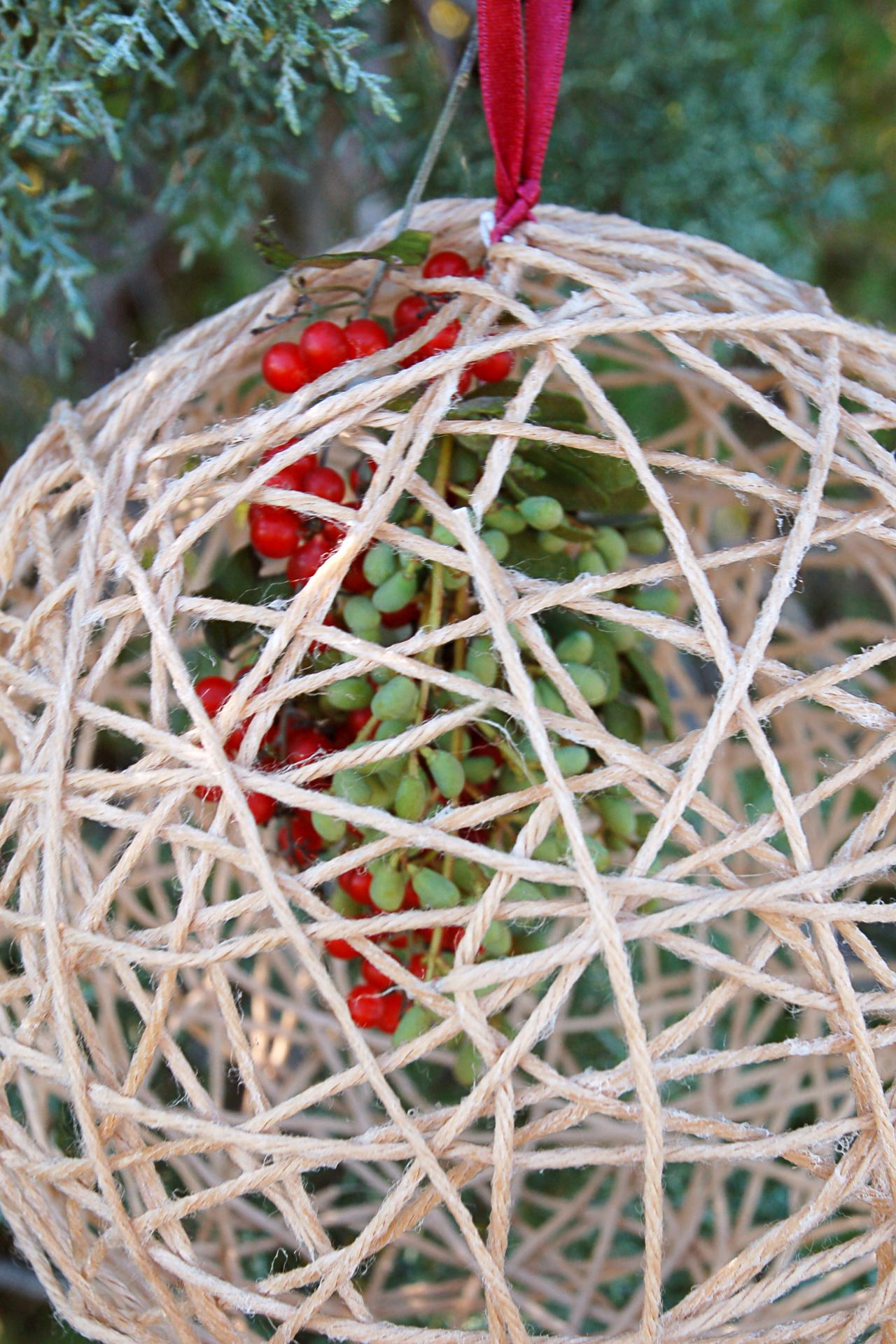 DIY String Christmas Ornaments