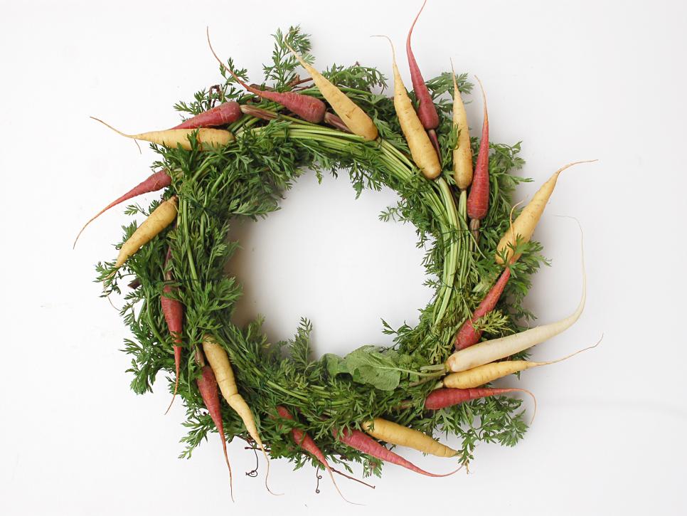 Create Your Own Vegetable Wreaths | HGTV