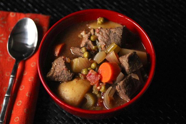 A few minutes of morning preparation and this hearty slow cooker beef stew ready and waiting at the end of a long day.